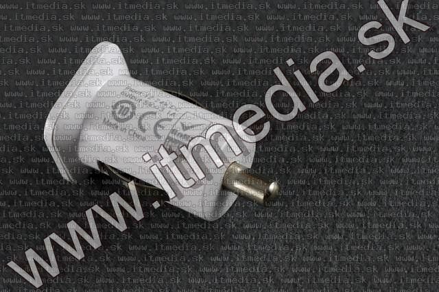 Image of Universal 12-24V Car charger Twin socket USB 3100mA iPhone iPad *White* (IT9742)